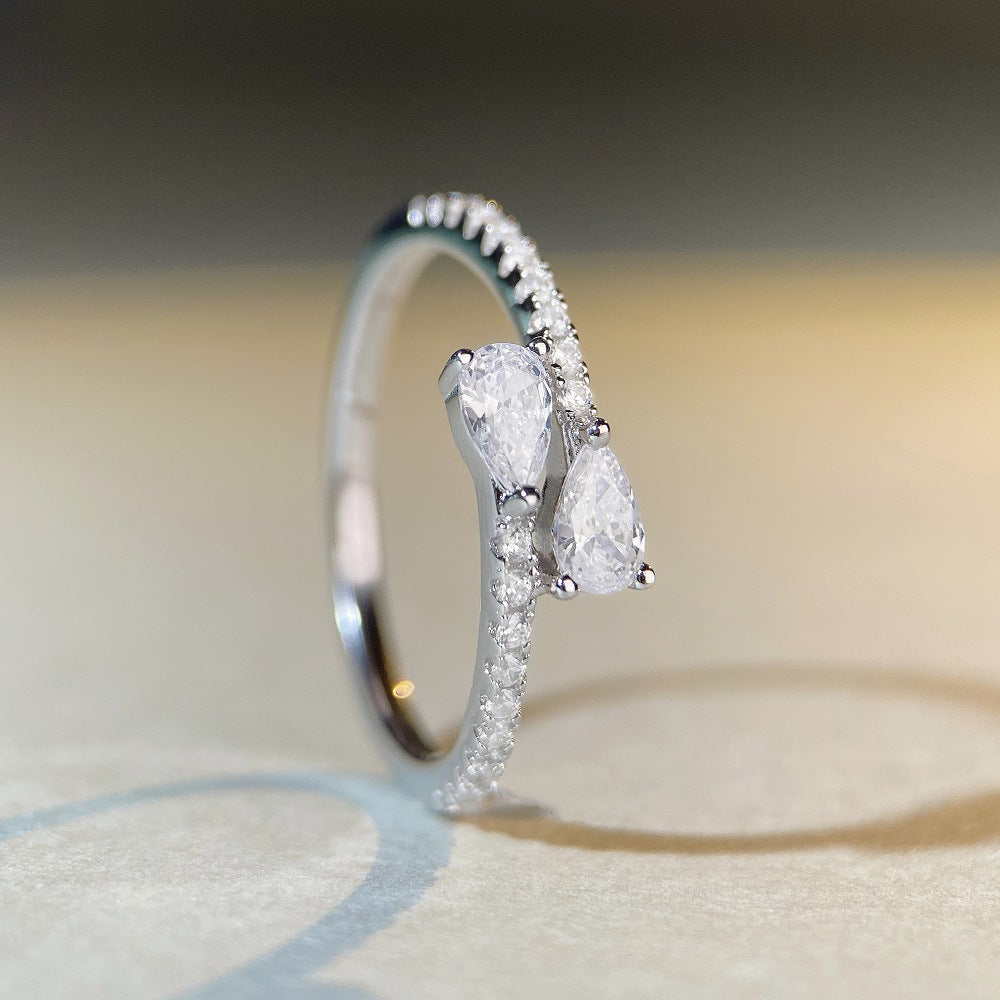 PAKYUET S925 Sterling Silver Teardrop Moissanite Ring | 0.35ct Cluster Ring