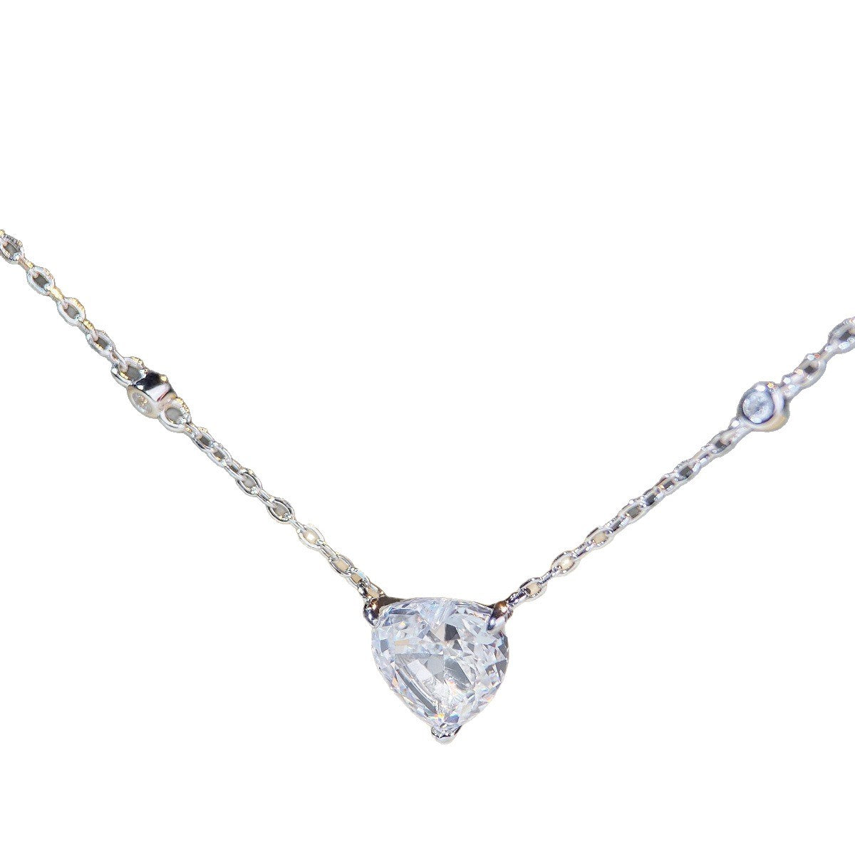 PAKYUET S925 Sterling Silver Moissanite Necklace | Heart | Minimalist Luxury